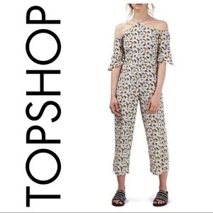 TOPSHOP Cream Floral Jumpsuit Size 4